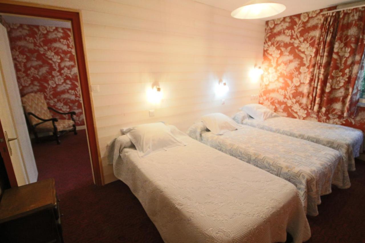 Le France Hotel Loudeac Exterior photo