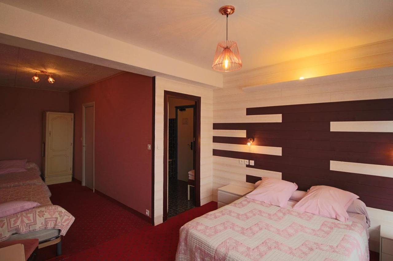 Le France Hotel Loudeac Exterior photo